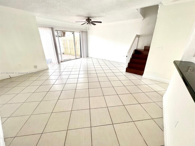 Building Photo - 854 Crystal Lake Dr