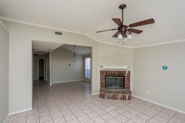 Foto del edificio - 4220 Fernleaf Dr