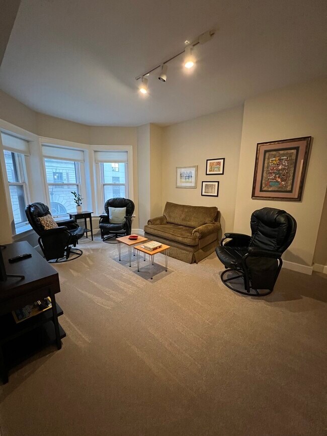 Foto del edificio - 642 N Dearborn St
