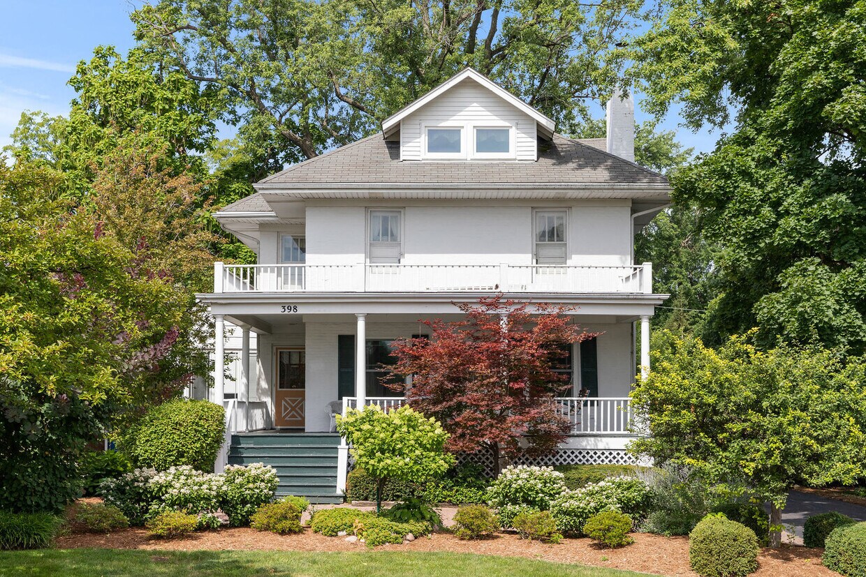 398 Prairie Ave, Elmhurst, IL 60126 House Rental in Elmhurst, IL