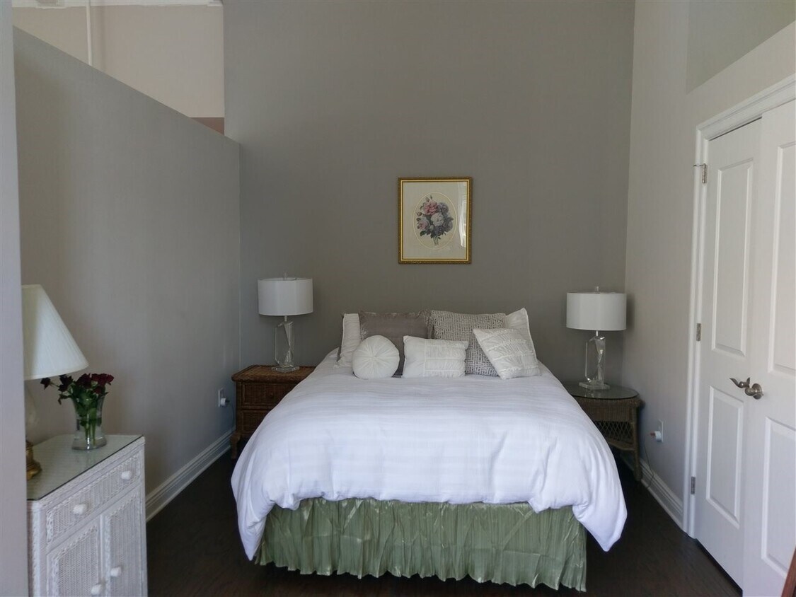 Foto principal - 1500 Hudson St