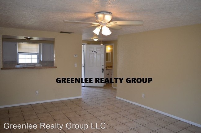 Building Photo - 5711 Silver Spur Dr