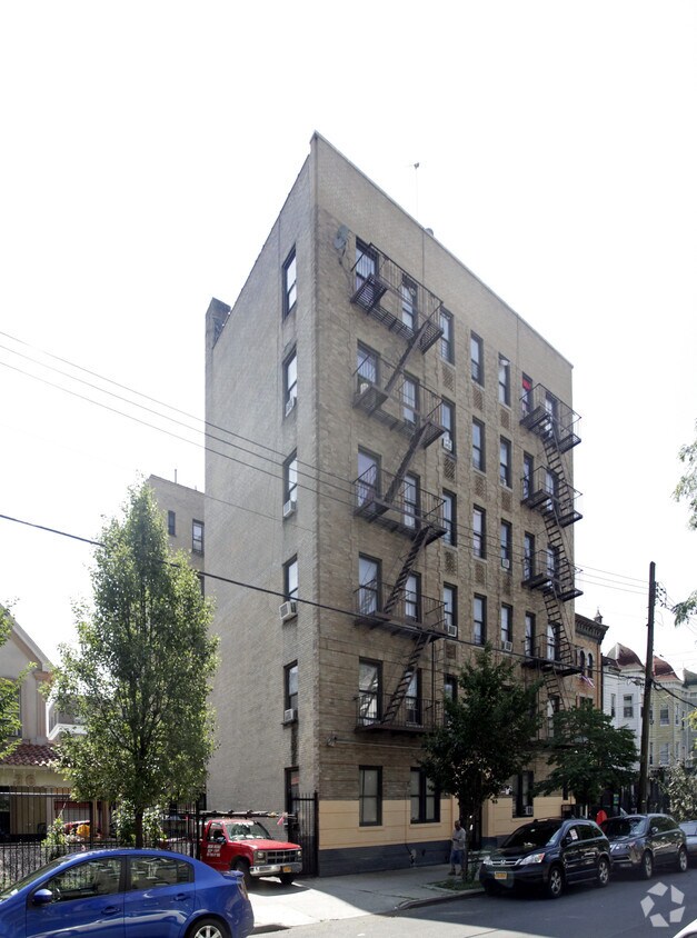 1026-1030 Woodycrest Ave - 1030 Woodycrest Ave