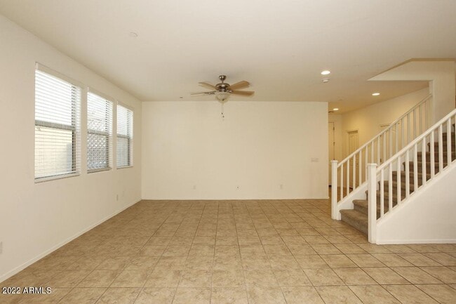 Building Photo - 4717 E Betty Elyse Ln