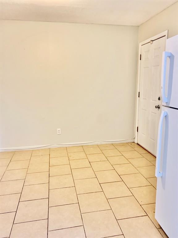 Foto del edificio - 7709 Beckley St
