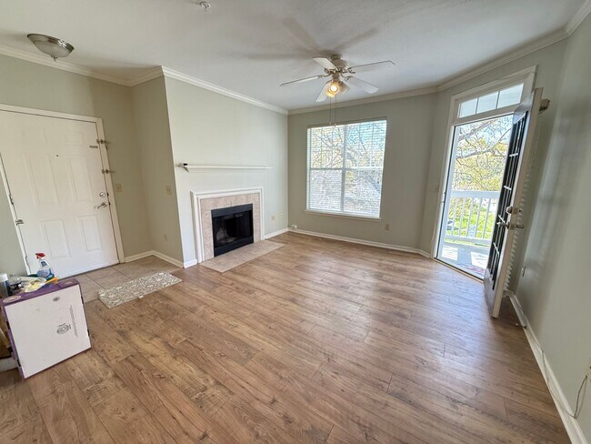 Foto del edificio - 2 Bedroom 1 Bath Condo at Concord West of the Ashley - Charleston