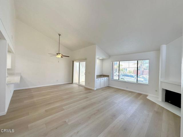 Foto del edificio - 4820 Dunes St