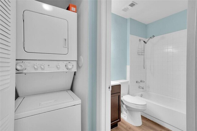 Foto del edificio - 2331 NW 96th Ter