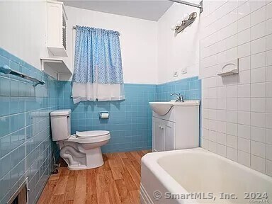 Building Photo - 5 Candlewood Acres Rd