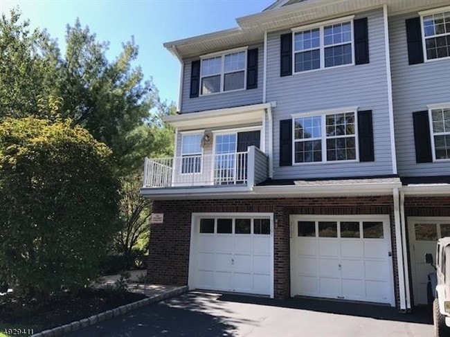 Building Photo - 3101 Scenic Ct