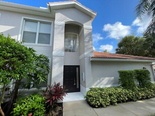 Foto del edificio - ANNUAL RENTAL - HERITAGE GREENS - 2 BR + DEN /2 BATH! GOLF COURSE VIEWS!!