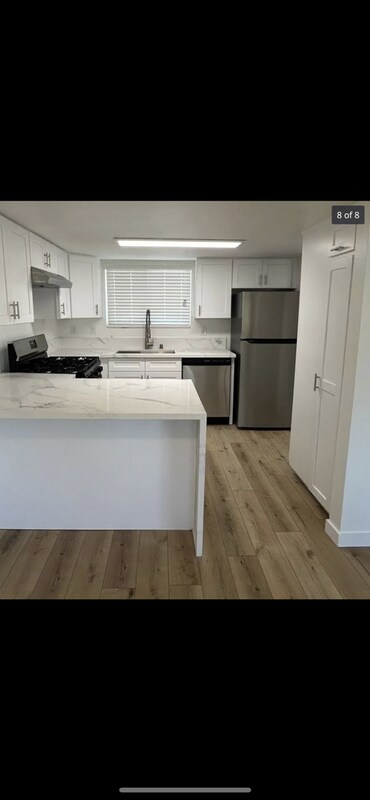 Foto del edificio - 10237 Tujunga Canyon Blvd