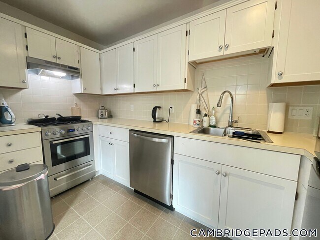 Foto del edificio - 32 Healey St