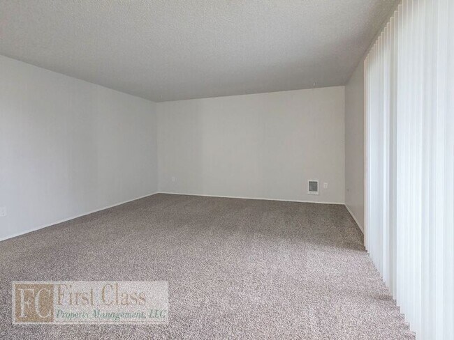 Foto del edificio - 1402 NE 186th Ave