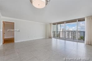 Building Photo - 1450 Brickell Bay Dr