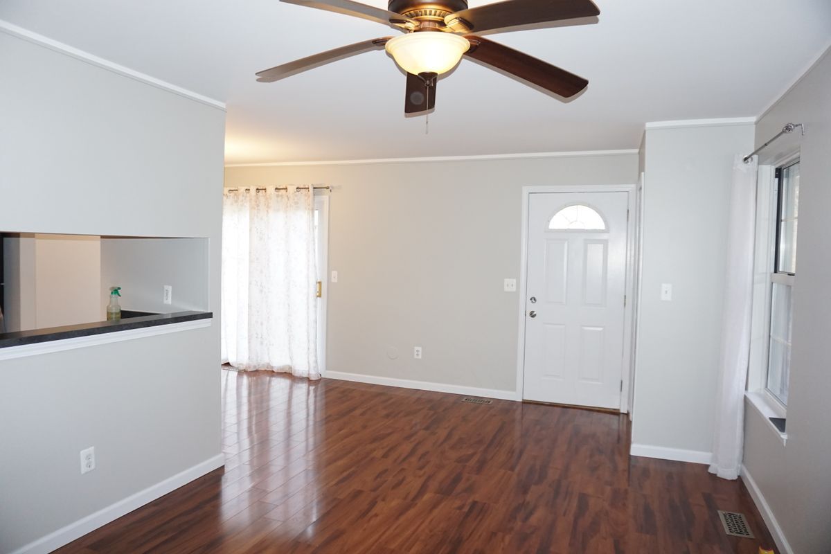 Foto del edificio - 33647 Bayview Dr