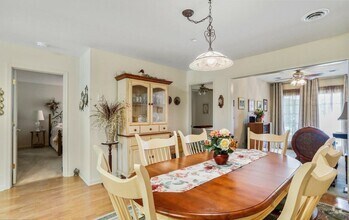Building Photo - 372 Winding Oak Dr