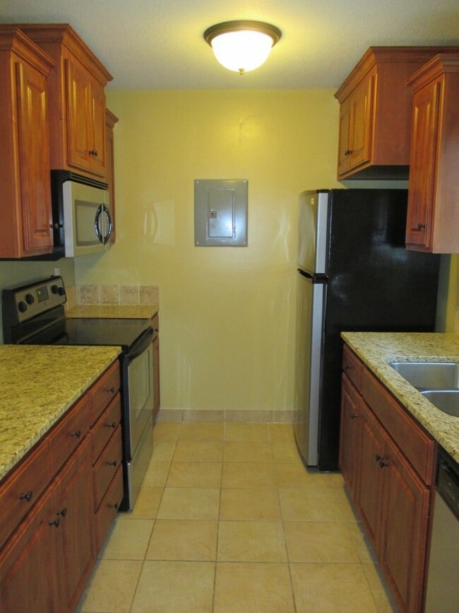 Building Photo - Beautiful Home in Great Location!