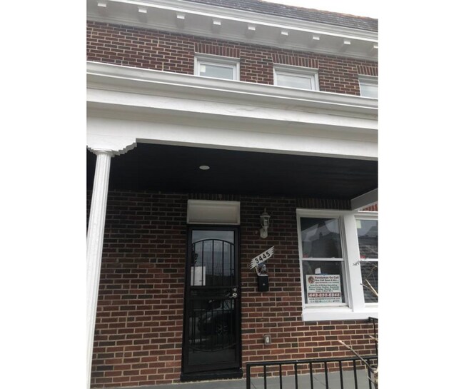 Foto del edificio - 3445 Juneway-2 AVAILABLE $500 2