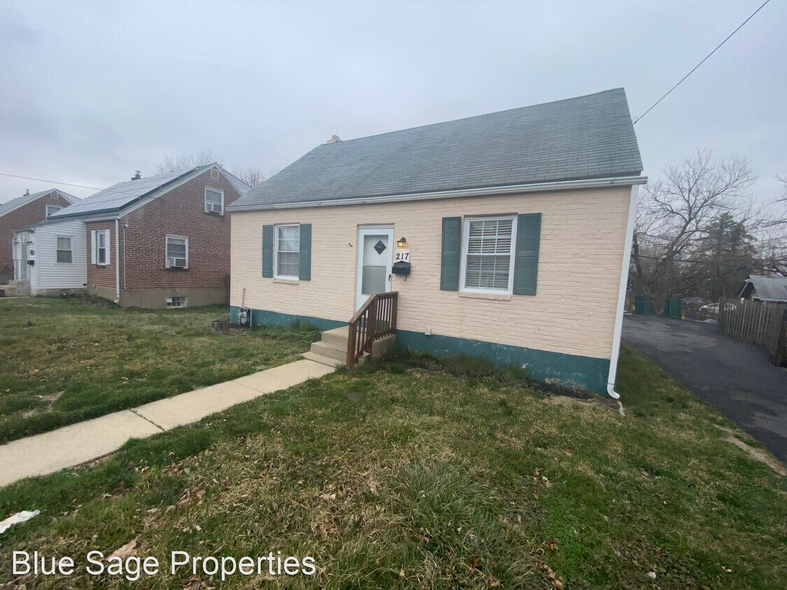 4 br, 2 bath House 217 Folcroft Ave House Rental in Sharon Hill, PA