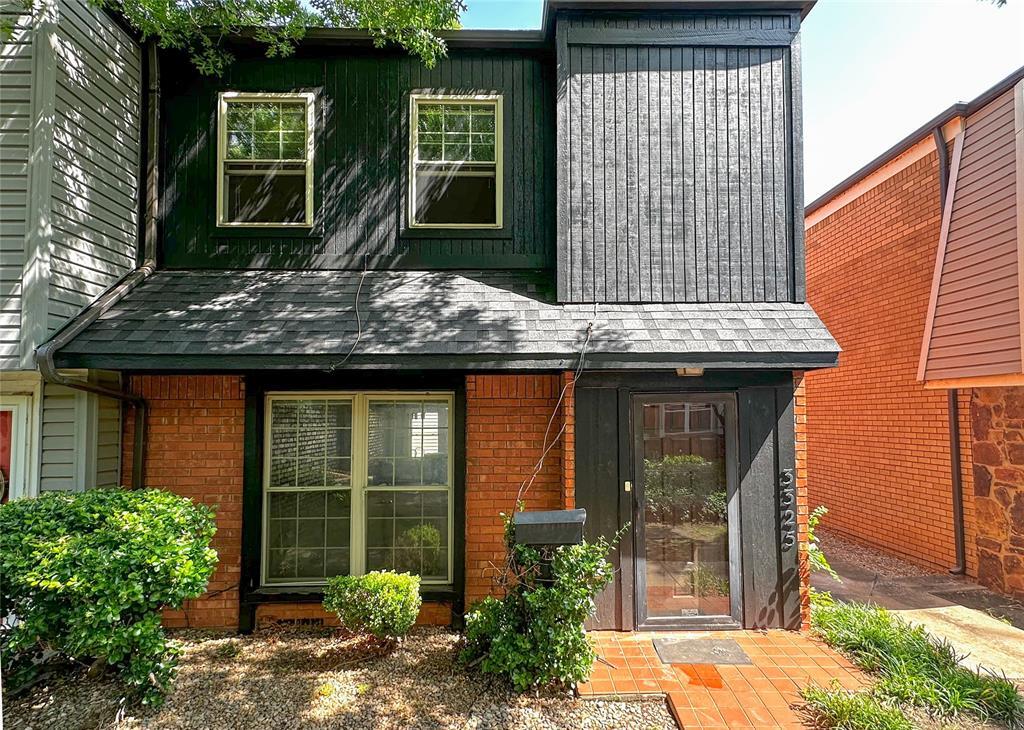 Foto principal - 3325 Brookhollow Ct