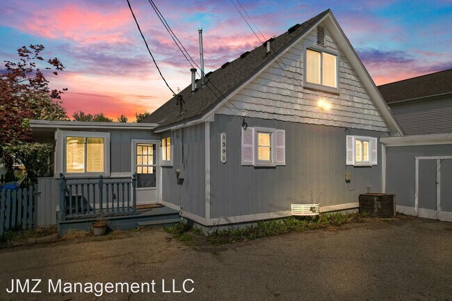 Foto del edificio - 3 br, 1 bath House - 1391 Rossdale