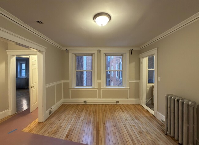 Building Photo - 6 Craigie Cir