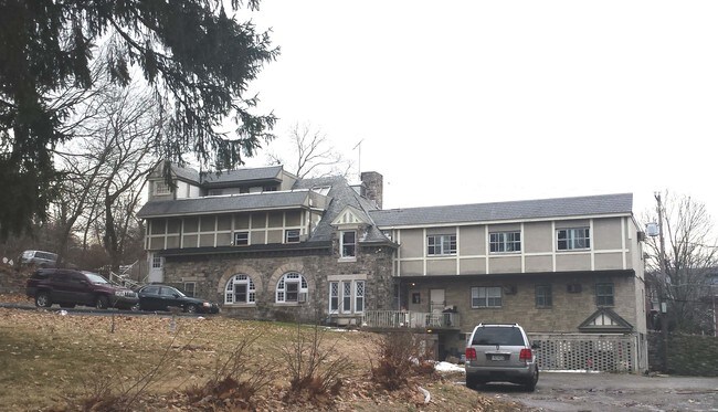 Foto del edificio - 1250-1260 Hill Rd