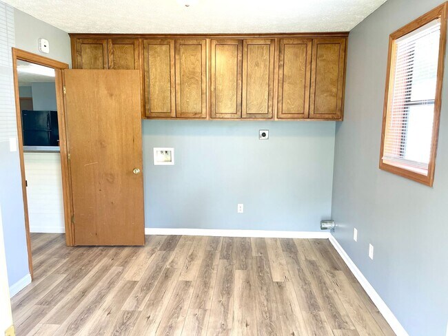 Foto del edificio - SPACIOUS & Welcoming 4 Bedroom & 3 Bathroo...