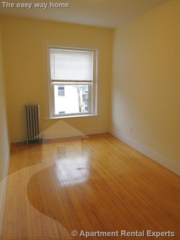 Building Photo - 64 Vinal Ave
