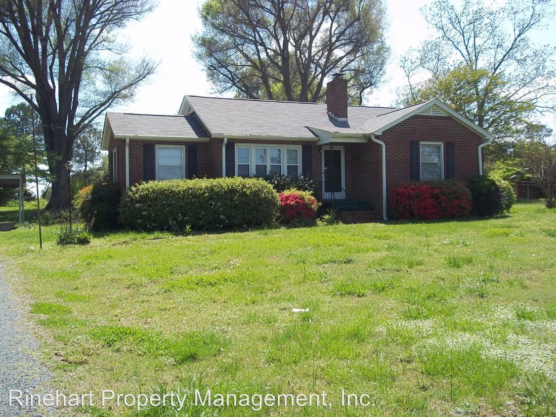 Primary Photo - 3 br, 2 bath House - 1028 South Anderson Road