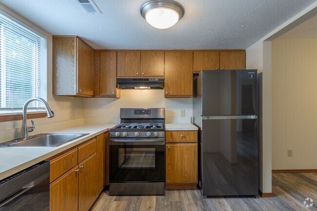 2BD 1BA 1,020 sq. ft. - Portage Pointe Apartments