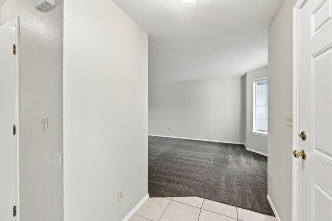 Foto del edificio - 15600 NE Noble St