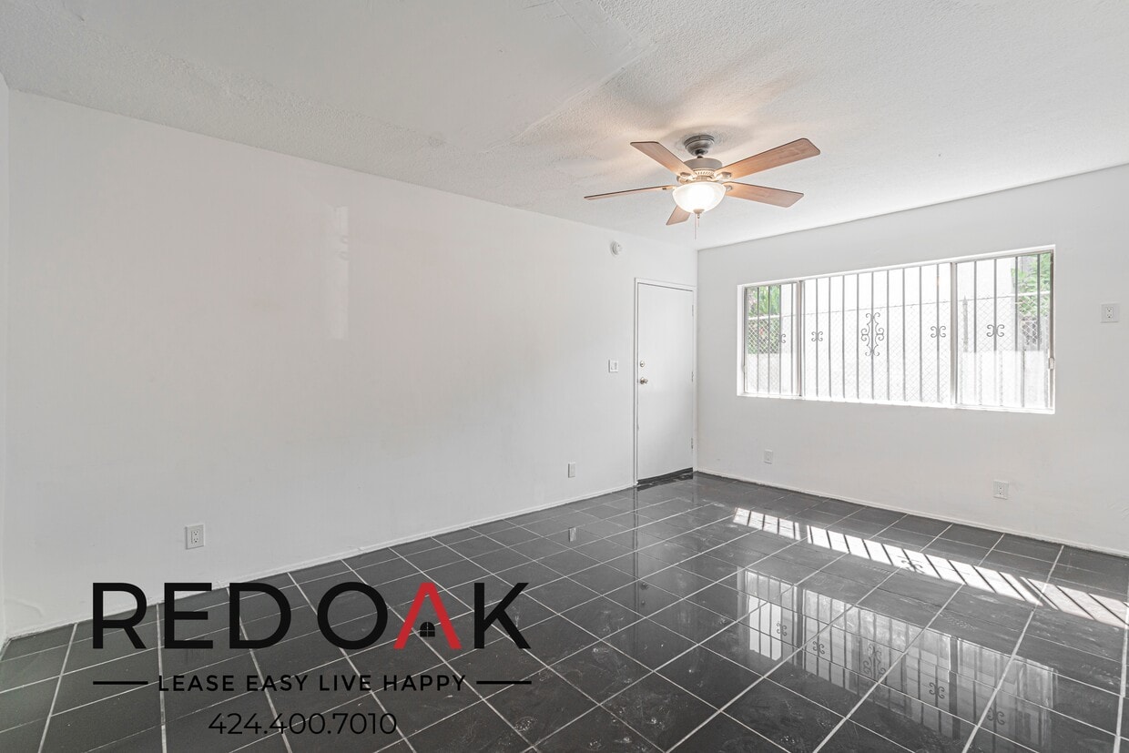 Primary Photo - 1025 W 23rd St