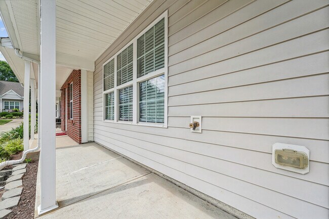 Building Photo - 7811 River Field Drive