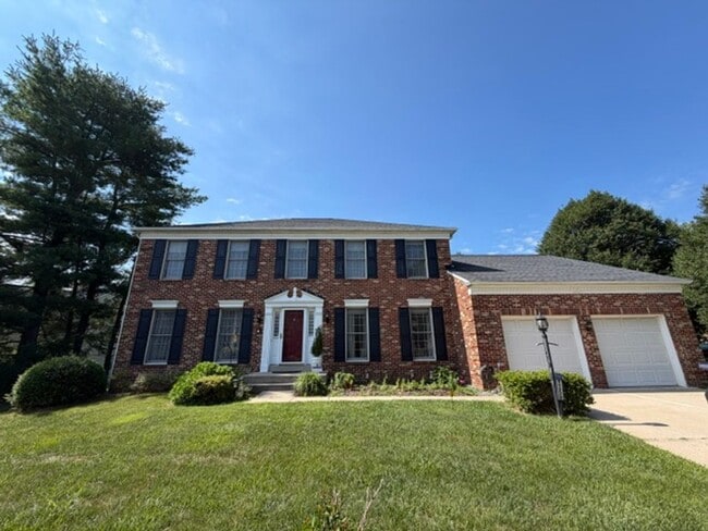 SPACIOUS SF HOME IN GERMANTOWN - SPACIOUS SF HOME IN GERMANTOWN