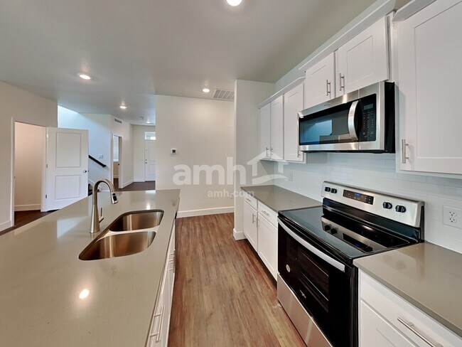 Foto del edificio - 8254 Joyce St