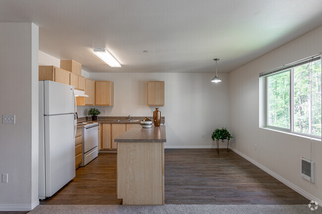 2BR, 2BA - 980 SF - Mountain View Apartments