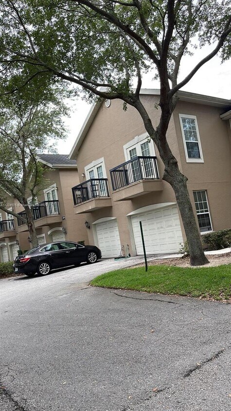 2519 Lancien Ct 5 Orlando Fl 32826 - 2519  Lancien Ct  5 Orlando Fl 32826