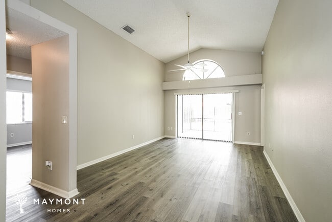 Building Photo - 1605 Tailor Rd