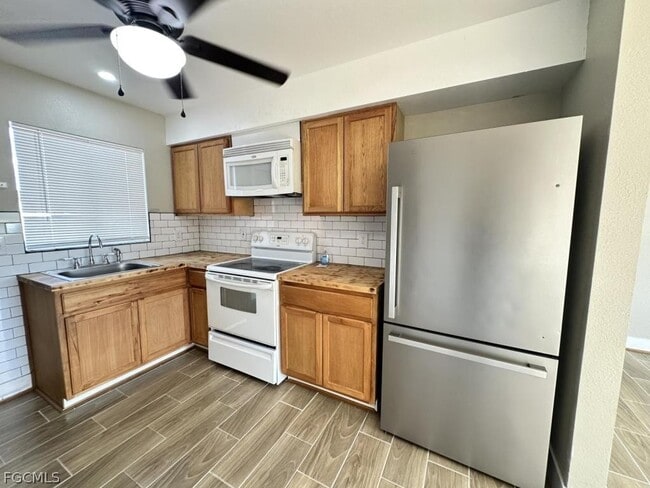 Foto del edificio - 127 Gordon Ave S