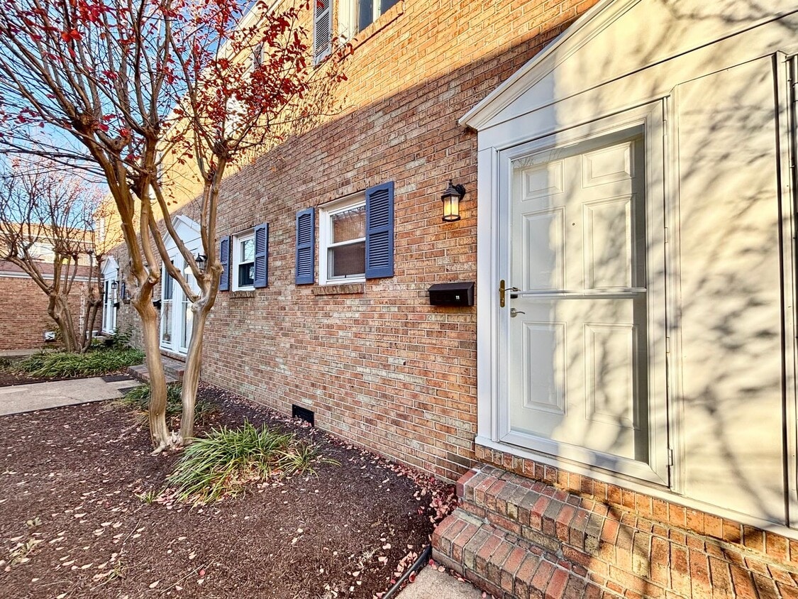 Gorgeous Condo in Willoughby Beach - Gorgeous Condo in Willoughby Beach