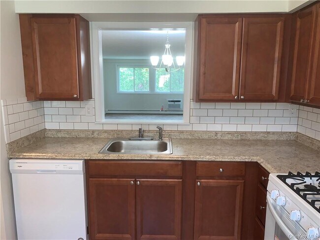 Foto del edificio - 85 N Middletown Rd