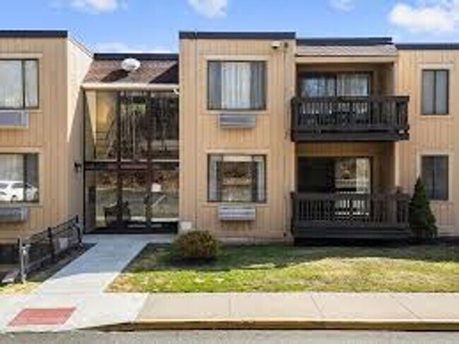 Foto del edificio - 175 Mill Pond Rd
