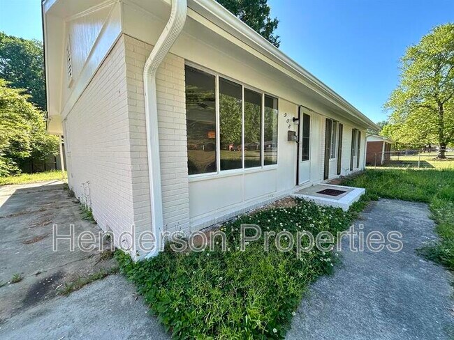 Foto del edificio - 908 Bilmark Ave