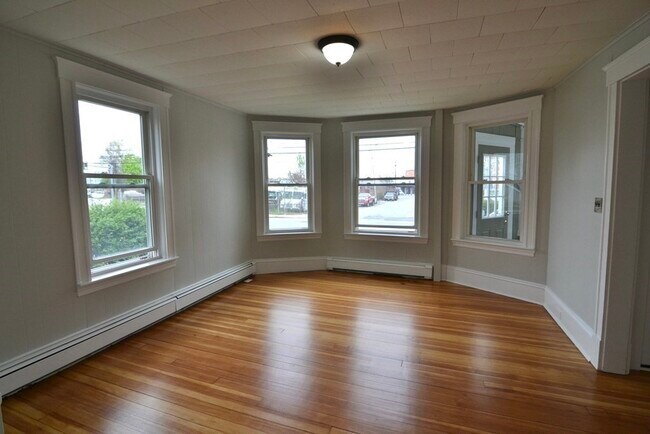 Foto del edificio - 245 Irving St