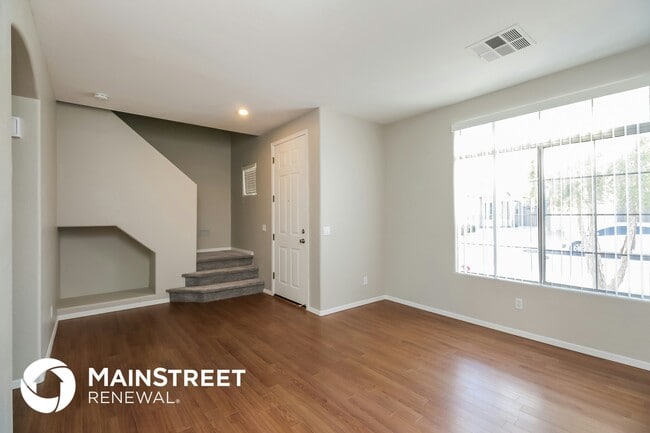 Building Photo - 102 W Mahogany Pl