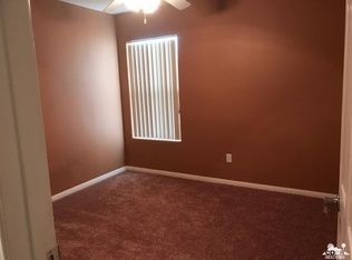 Building Photo - FOR LEASE