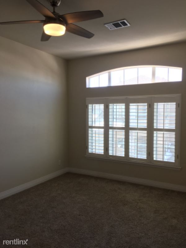 Building Photo - 2 br, 2 bath Condo - 209 Quebec St O Unit O