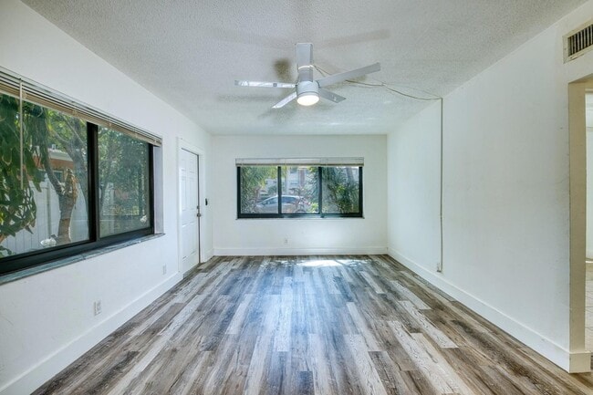Foto del edificio - 714 SE 19th Ave